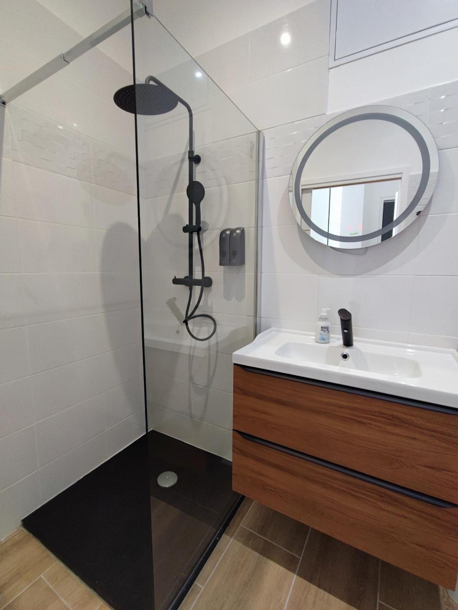 Escale Entre Cite Et Bastide Clim Wifi Smart Tv Apartment Carcassonne Exterior photo